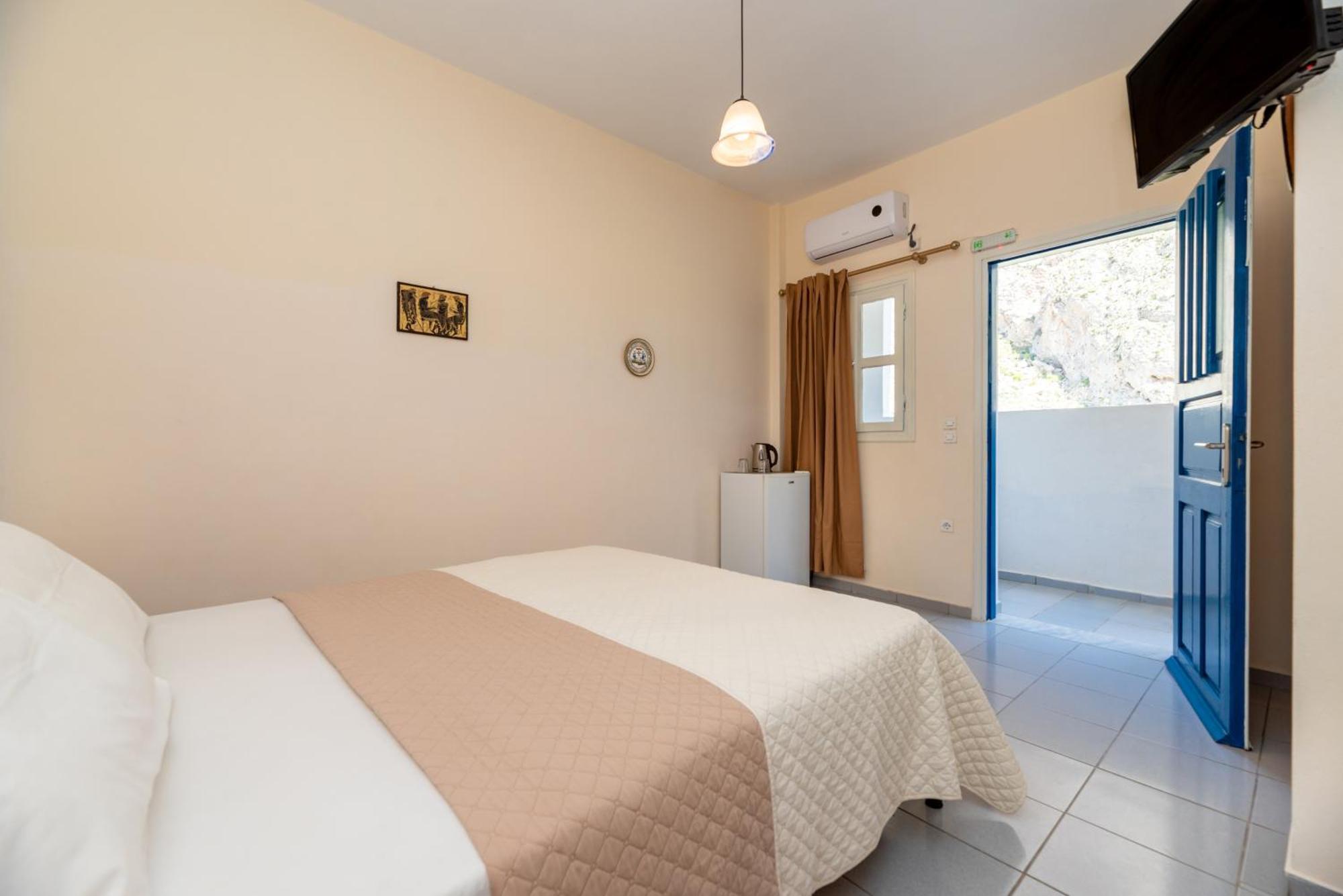 Onar Rooms & Studios Периса Екстериор снимка