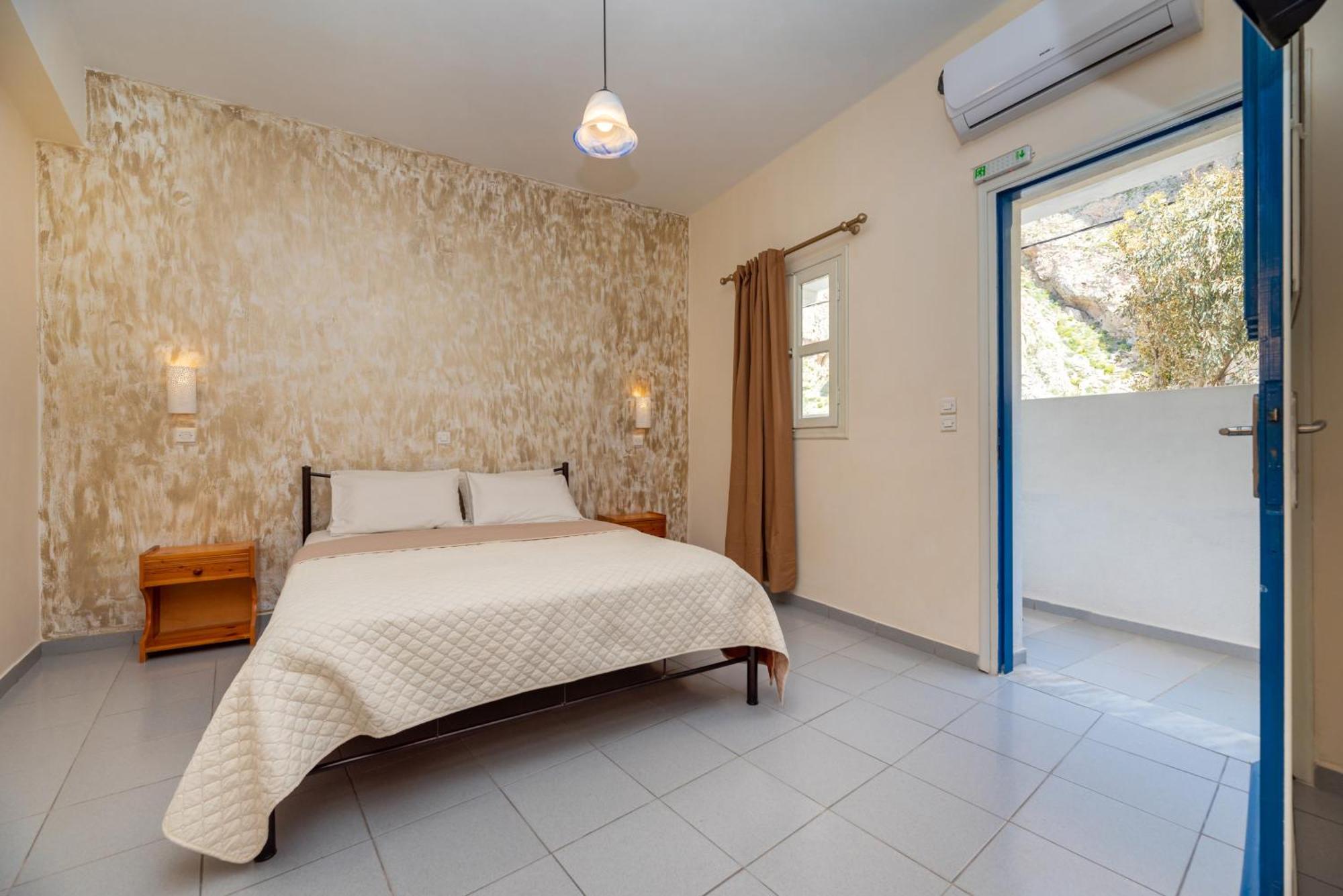 Onar Rooms & Studios Периса Екстериор снимка