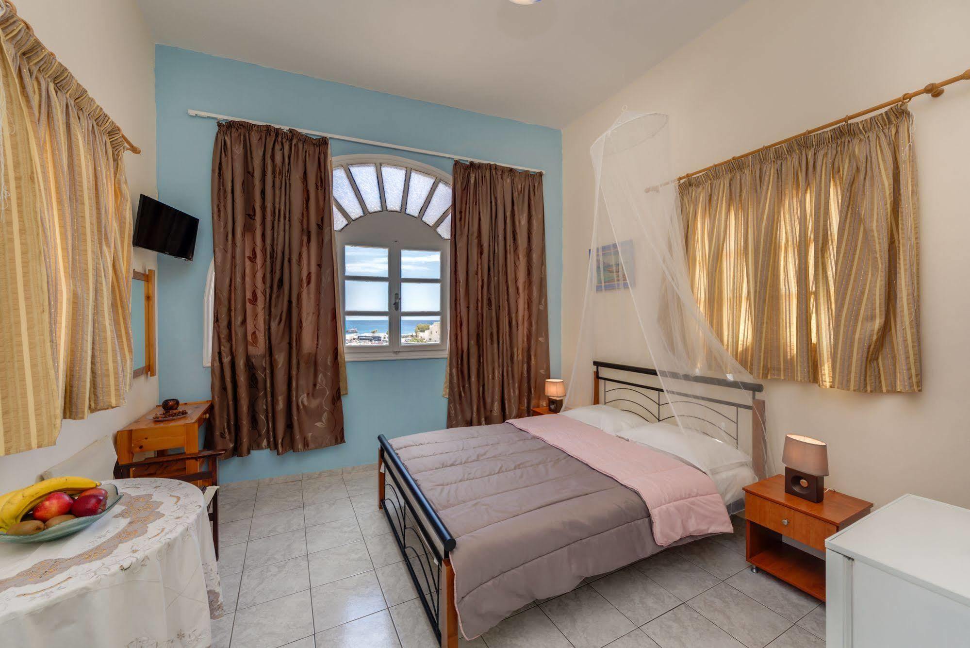 Onar Rooms & Studios Периса Екстериор снимка