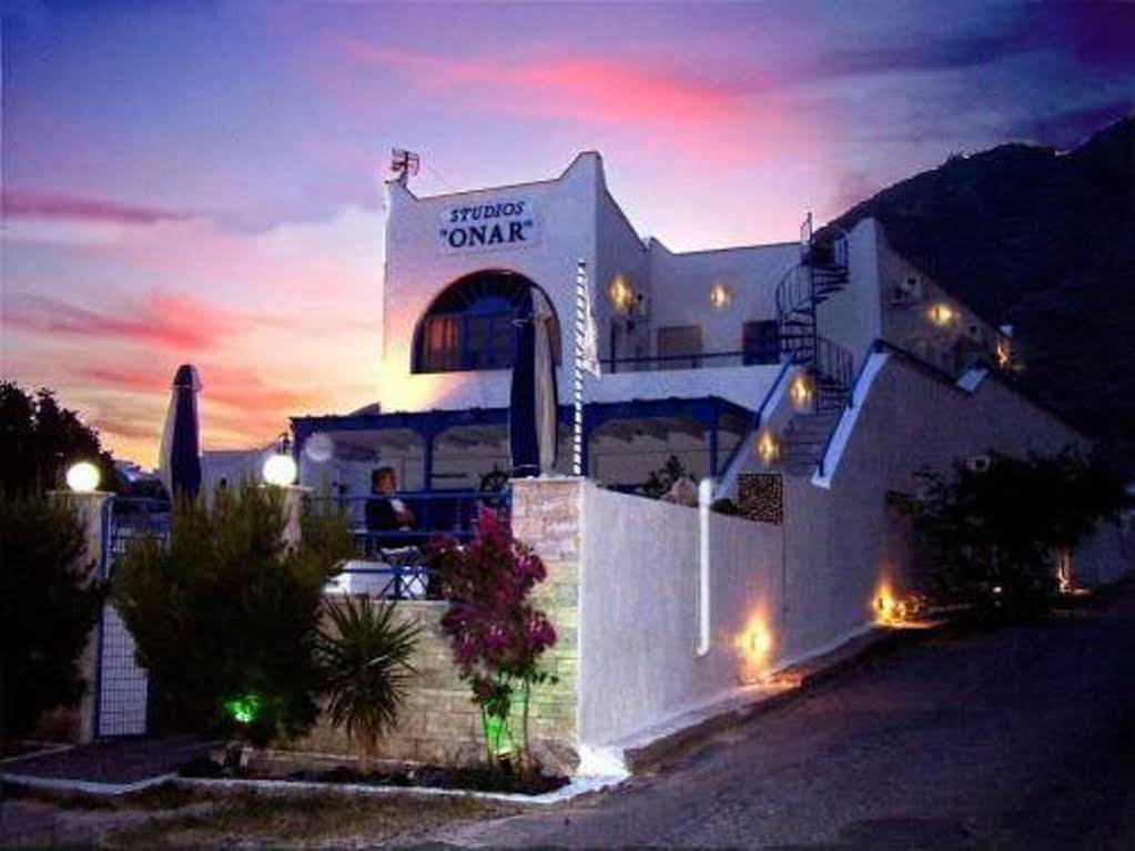 Onar Rooms & Studios Периса Екстериор снимка