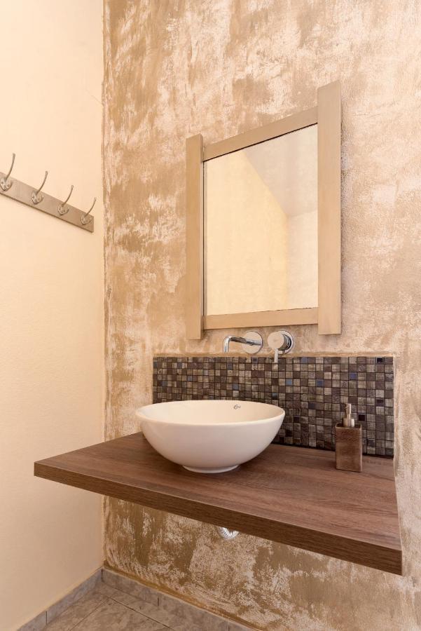 Onar Rooms & Studios Периса Екстериор снимка